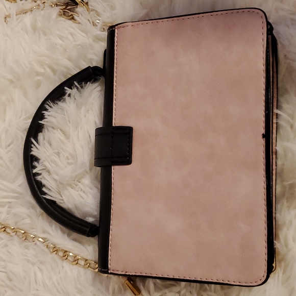NWOT Small Bag blush / black / gold accents and chain - Picture 4 of 13